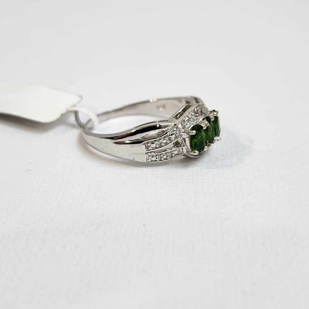 [SOLD LOCALLY] 925 Diopside Trilogy & Zircon Ring Sz 7 Petite Semi Vintage - Picture 9 of 12